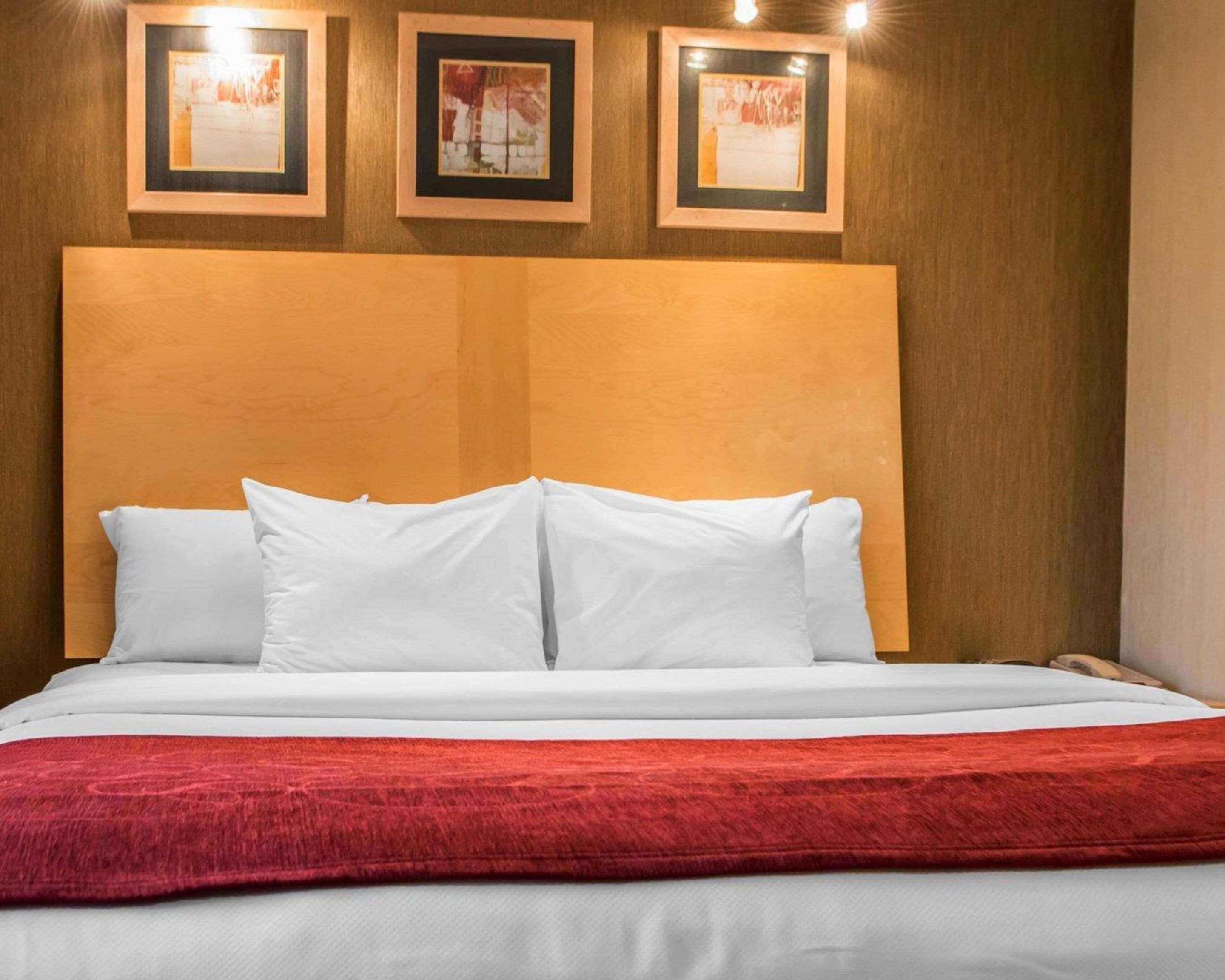 Comfort Suites Монровилл Экстерьер фото