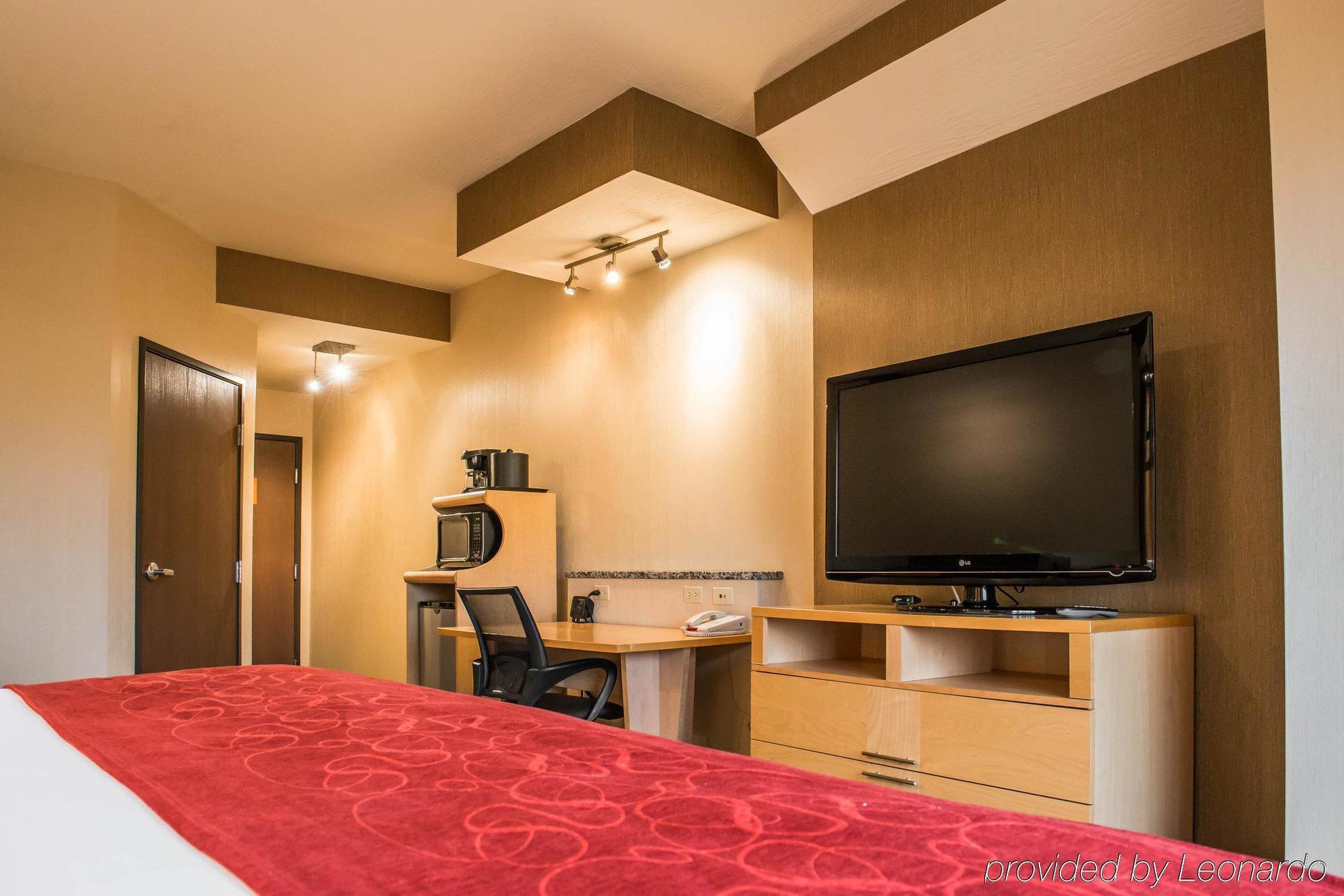 Comfort Suites Монровилл Экстерьер фото